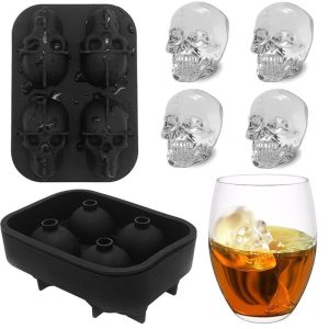 Skull Whisky Cocktail Ice Mold for Spooktacular Drinks